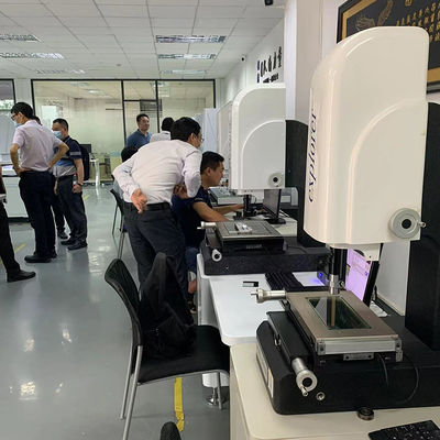 La macchina di misurazione ottica della visione di CNC per l'hardware cronometra multifunzionale