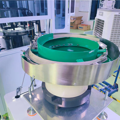 Macchina di selezione prodotti viti e dadi, determina automaticamente la classificazione OK/NG, con velocità di rilevamento elevata 220V